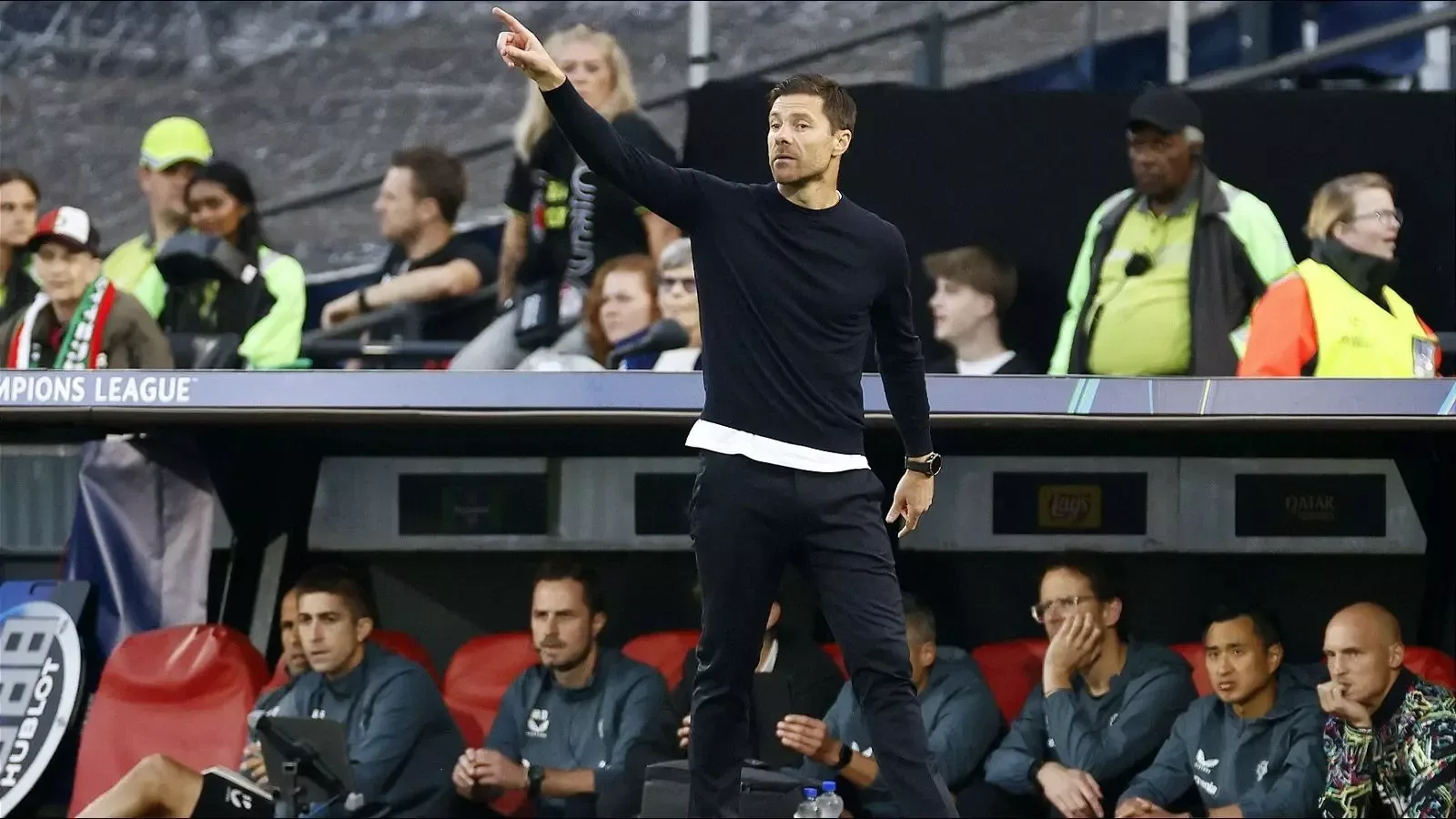 « Beaucoup de choses » de Xabi Alonso, tire la charge de titre Bundesliga de Leverkusen de Leverkusen