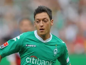 MesutOzil_1333259