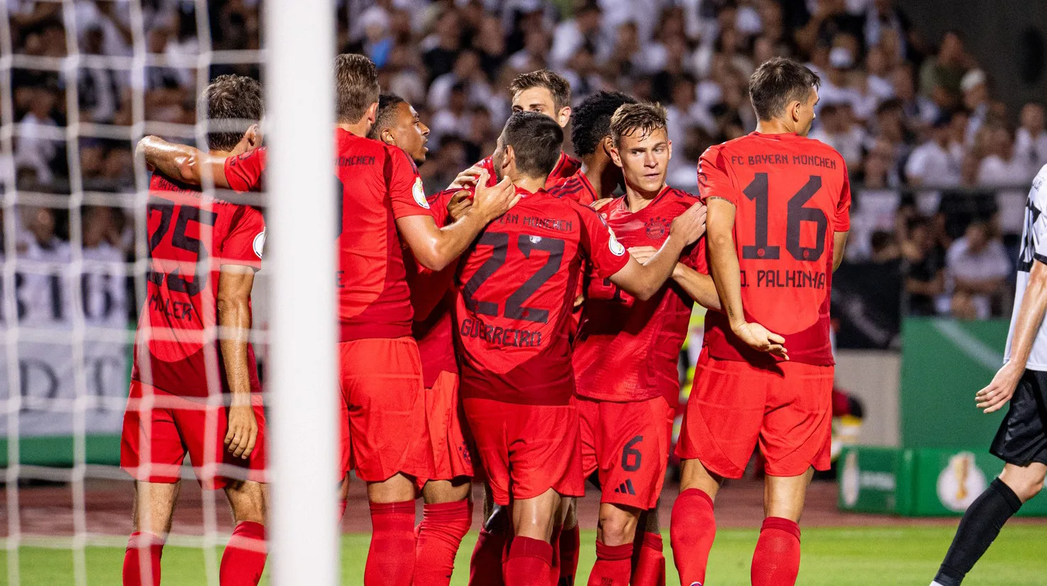 Le Bayern Munich s’est imposé sur un score de non-présentation, devant Augsbourg