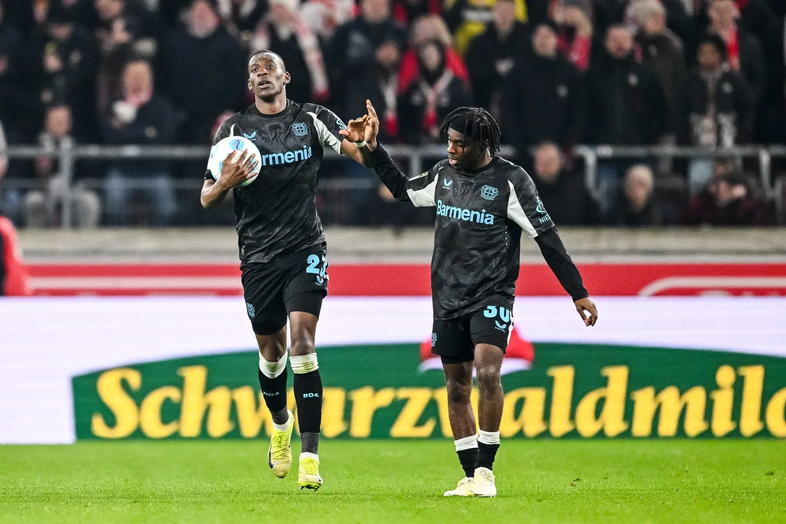 Bundesliga: Leverkusen Renverse Stuttgart dans le xabi Temps! | Sports