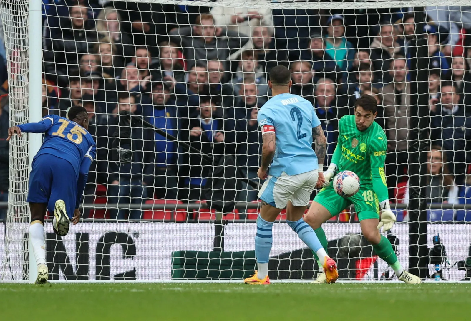 Bayer Leverkusen a «déjà contacté» pour signer Man City Star pour seulement 6 millions de livres sterling