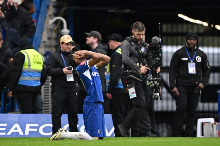 L’as du milieu de terrain de Chelsea devient la cible du Borussia Dortmund