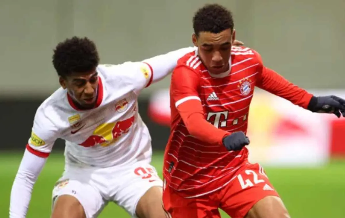 Jamal Musiala retarde sa décision sur un nouveau contrat au Bayern Munich, à cause du Real Madrid ?