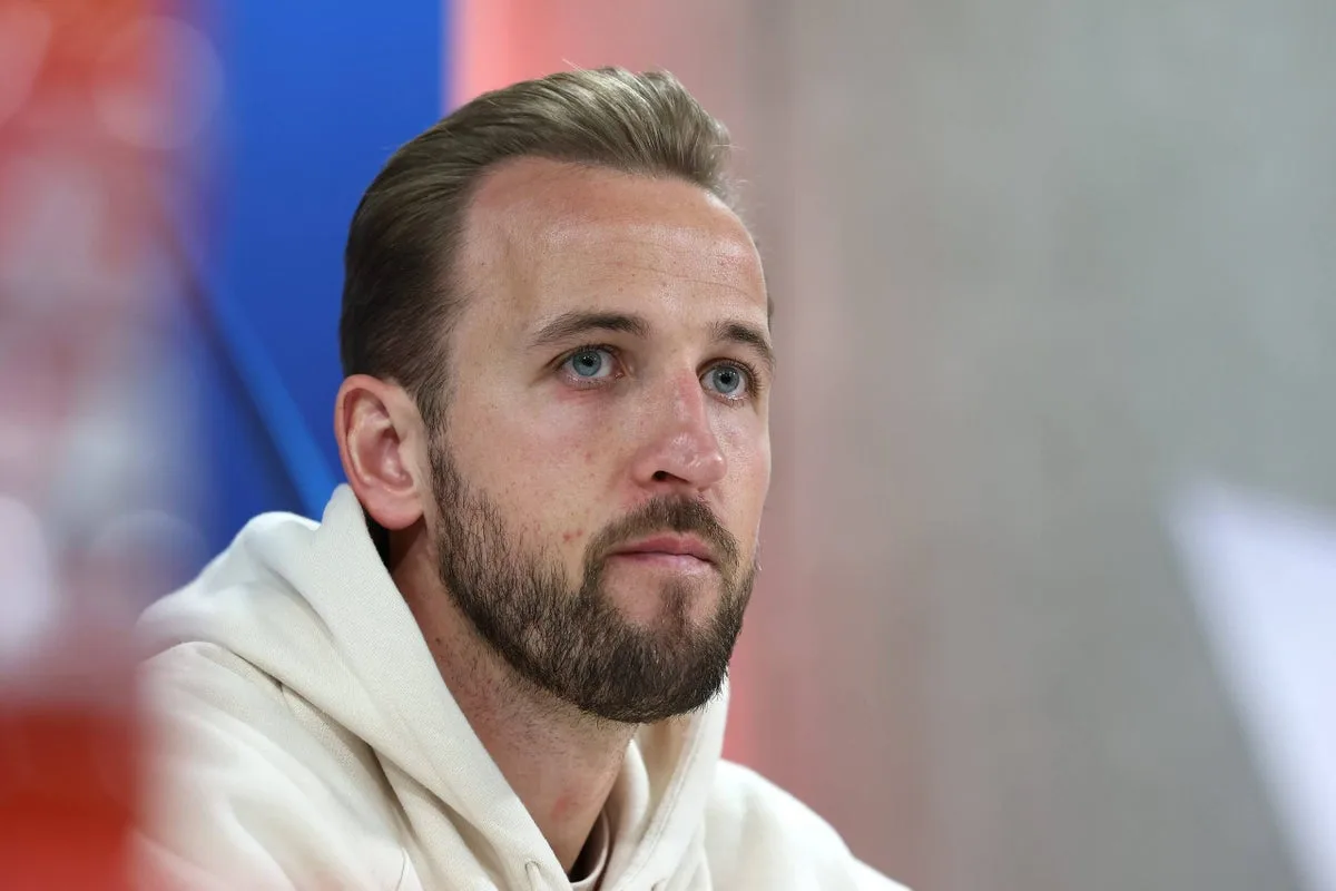 Harry Kane critique la réservation « folle » le déclarant à partir du titre potentiel de Bundesliga-Clincher