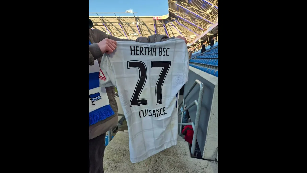 Insta kicks_and_jersey Trikots von uns🔥🔥🔥 #football#bundesliga #paderborn#fussball#ultras