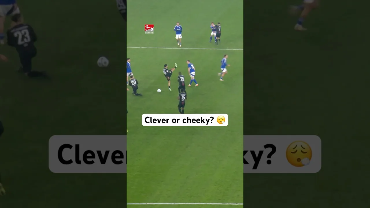 1000 IQ Free-Kick !! 😮💨🤓