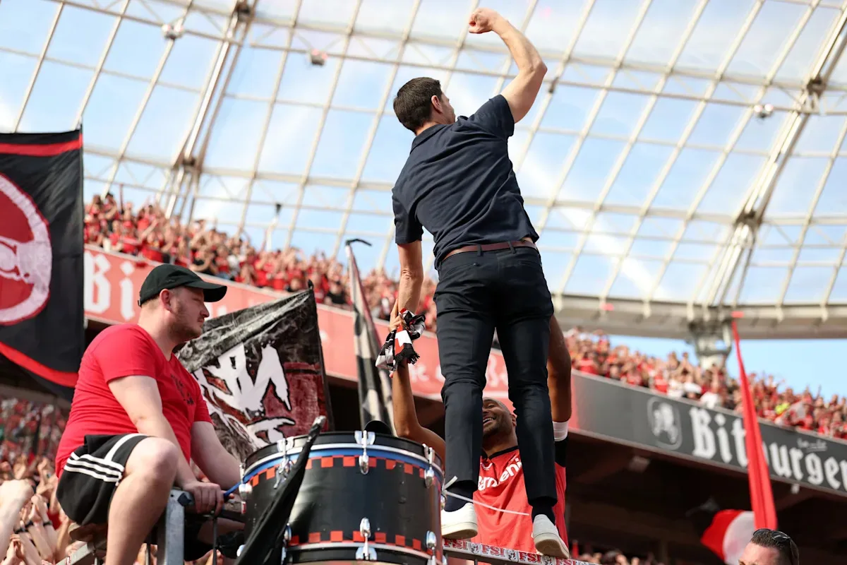Xabi Alonso rend hommage à la scène des fans de Bundesliga: « Bien sûr, je vais le manquer. »